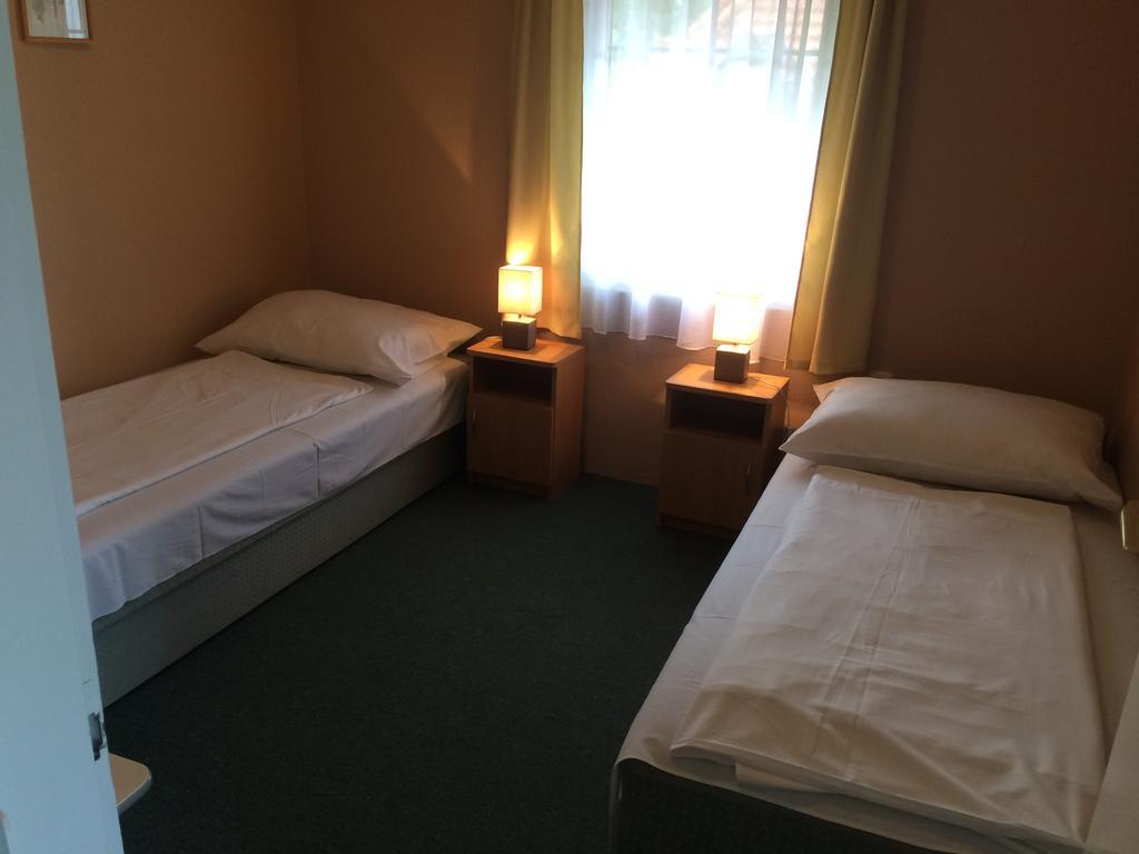 Apartmanhaz Horvath Balatonboglar Exterior photo